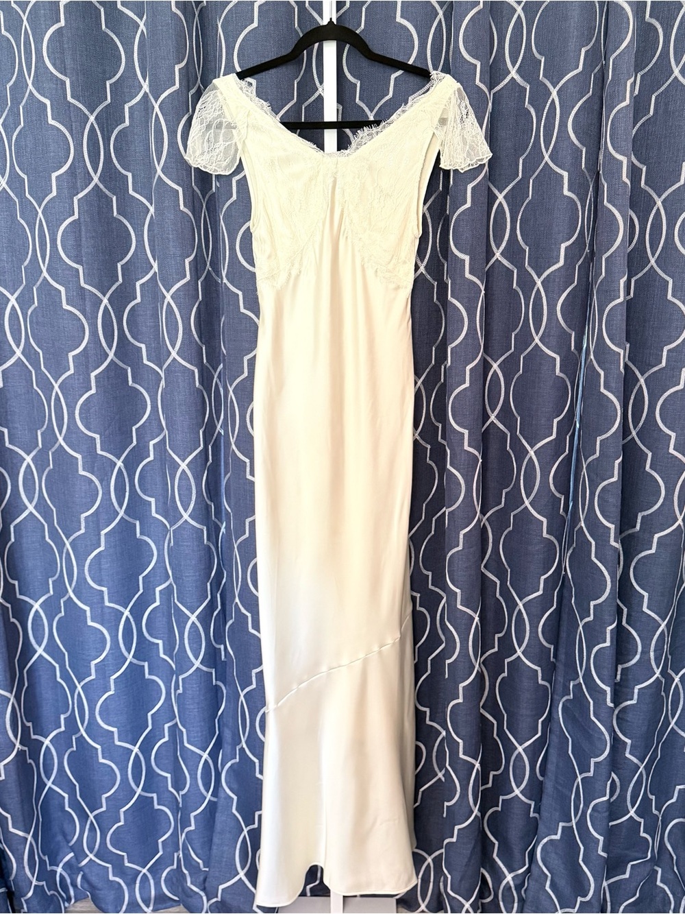 WeWoreWhat Elegant Ivory Lace Cap-Sleeve Slip Dress Size 00 NWT C29